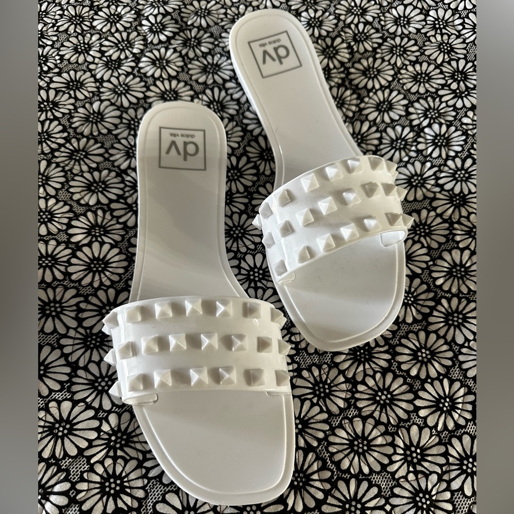 NWOT DV Jelly Slides